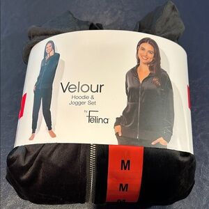 Felina Velour Hoodie and Jogger Set in Black. Size M